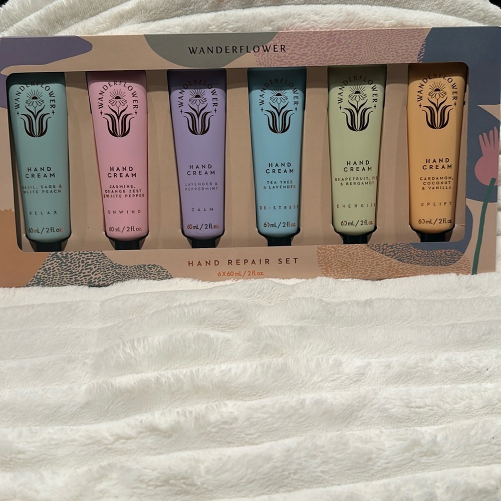 WANDERFLOWER (6) Piece Hand Cream in Basil, Jasmine, Lavendet, Tea Tree, etc.